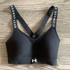 Under Armour XS Sports Bra black
